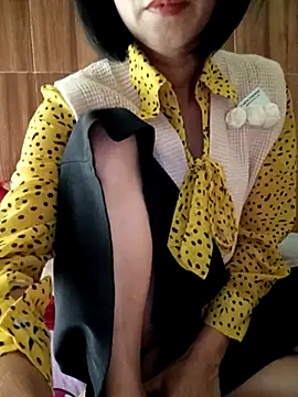 YunLem online show from 11/20/25, 06:14