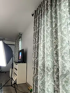 -RIVIERA- online show from 11/18/25, 09:12