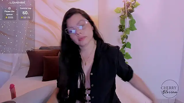 CherryBlossomm  online show from 11/21/25, 12:09