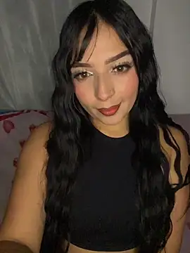 Snapshot of Loren_sexx6 chatting on 02/25/26, 02:56 Loren sexx6 online show from 02/25/26, 02:56