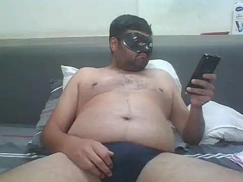 Snapshot of seekerdave chatting on 10/05/25, 05:25 seekerdave online show from 10/05/25, 05:25