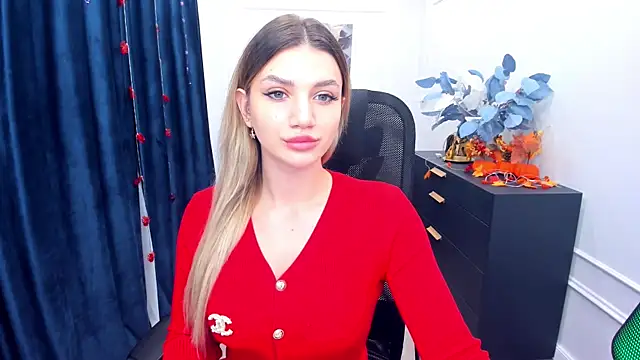 SelenaeMoore online show from 10/29/25, 03:38