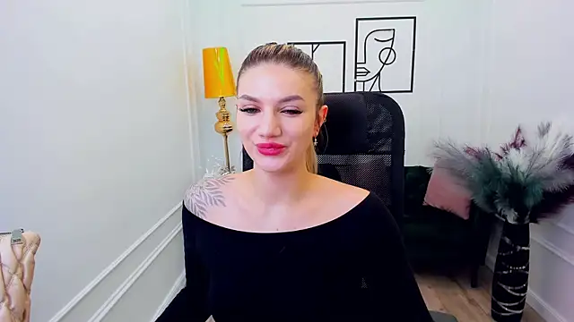 SelenaeMoore online show from 01/13/26, 03:54