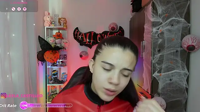 Layla castilloo online show from 10/17/25, 02:19