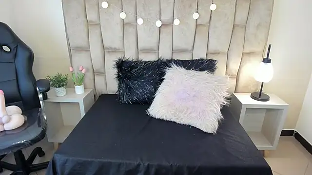 Esteff  o2 online show from 03/15/25, 07:38