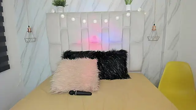 Esteff  o2 online show from 02/25/25, 07:38