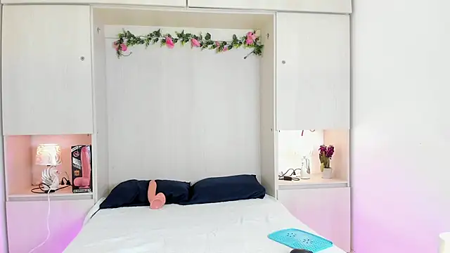 KendallRosse1 online show from 11/27/25, 12:38