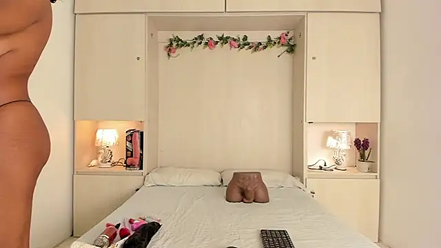 KendallRosse1 online show from 02/24/26, 12:39