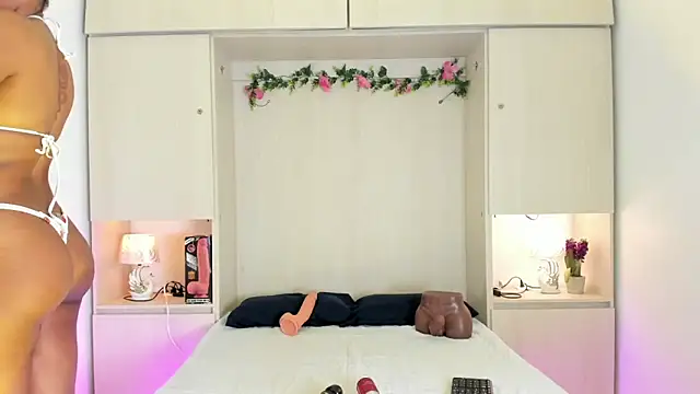 KendallRosse1 online show from 12/05/25, 11:53