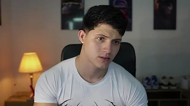 Hazzan Velez online show from 10/16/25, 10:40