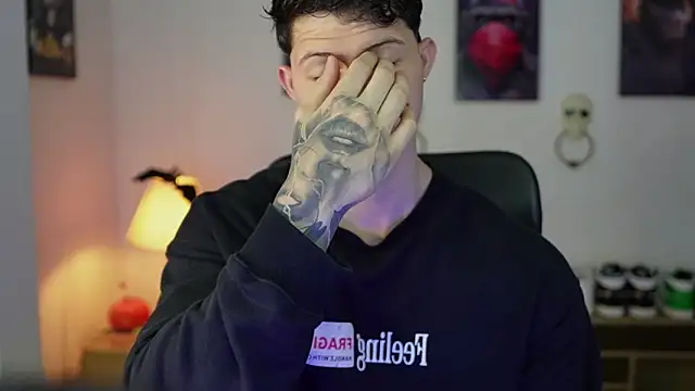 Hazzan Velez online show from 11/07/25, 01:10