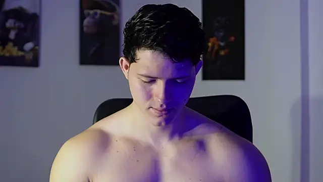 Hazzan Velez online show from 12/19/25, 04:31