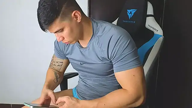 Ethanstill1 online show from 12/07/24, 05:37