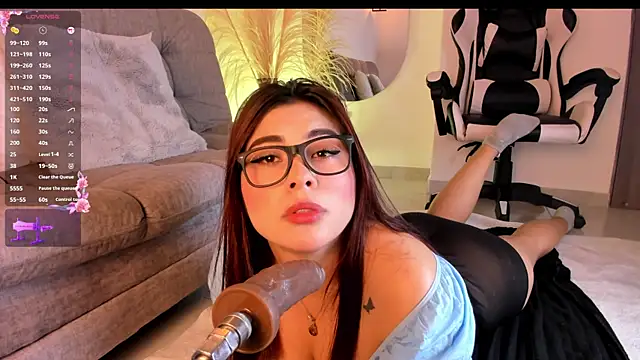 Snapshot of Danna_adams01 chatting on 02/27/25, 03:51 Danna adams01 online show from 02/27/25, 03:51