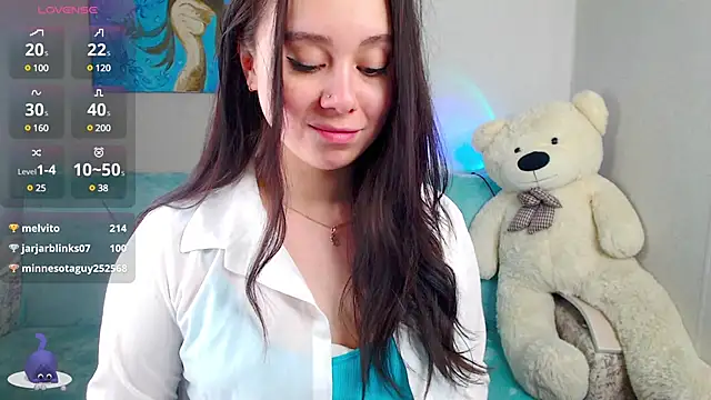 Snapshot of AlinaWett chatting on 12/21/24, 04:30 AlinaWett online show from 12/21/24, 04:30