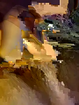 Snapshot of pollxxx20 chatting on 12/02/25, 04:52 pollxxx20 online show from 12/02/25, 04:52