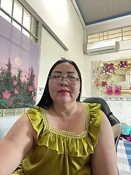 Snapshot of NDith chatting on 03/22/26, 06:15 NDith online show from 03/22/26, 06:15