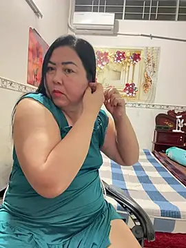 Snapshot of NDith chatting on 03/22/26, 10:00 NDith online show from 03/22/26, 10:00