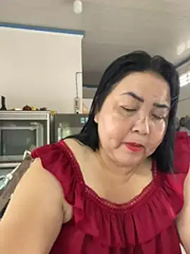 Snapshot of NDith chatting on 04/13/26, 04:38 NDith online show from 04/13/26, 04:38