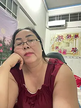 Snapshot of NDith chatting on 07/12/26, 03:02 NDith online show from 07/12/26, 03:02