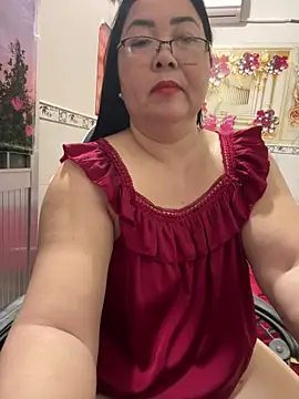 Snapshot of NDith chatting on 06/02/26, 12:38 NDith online show from 06/02/26, 12:38
