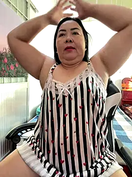 NDith online show from 11/25/25, 11:37