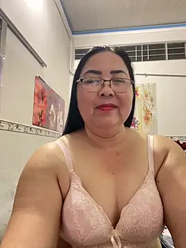 Snapshot of NDith chatting on 03/06/26, 03:07 NDith online show from 03/06/26, 03:07