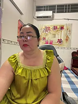 Snapshot of NDith chatting on 06/30/26, 11:21 NDith online show from 06/30/26, 11:21