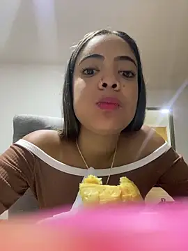 NAUGHTY LITTLE 18 online show from 02/08/25, 12:06