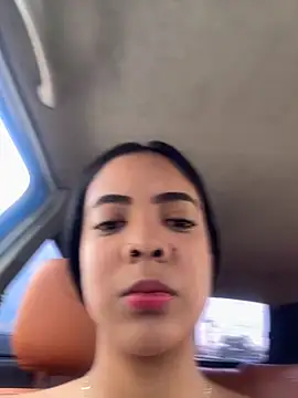 NAUGHTY LITTLE 18 online show from 10/28/25, 04:06