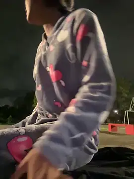 NAUGHTY LITTLE 18 online show from 03/06/25, 03:13