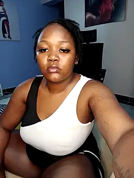 Cherriikenzie online show from 11/13/25, 08:24