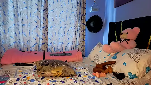 Cherriikenzie online show from 05/15/26, 10:02
