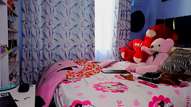 Cherriikenzie online show from 05/19/26, 11:50