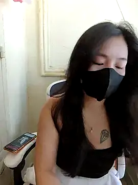 Snapshot of lyna_bl chatting on 03/12/25, 02:41 lyna bl online show from 03/12/25, 02:41
