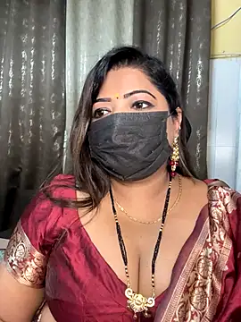 Oh-Monika online show from 10/08/25, 04:51