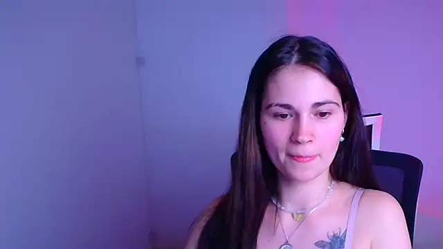 Snapshot of Loon_Amore chatting on 02/05/25, 11:17 Loon Amore online show from 02/05/25, 11:17