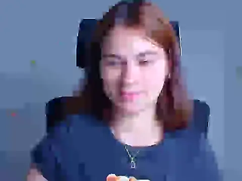 Snapshot of Loon_Amore chatting on 10/07/25, 07:20 Loon Amore online show from 10/07/25, 07:20
