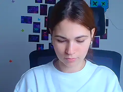 Loon Amore online show from 11/18/25, 07:00