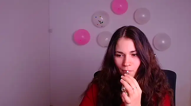 Snapshot of Loon_Amore chatting on 02/17/25, 07:55 Loon Amore online show from 02/17/25, 07:55