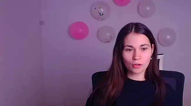 Snapshot of Loon_Amore chatting on 02/19/25, 07:37 Loon Amore online show from 02/19/25, 07:37