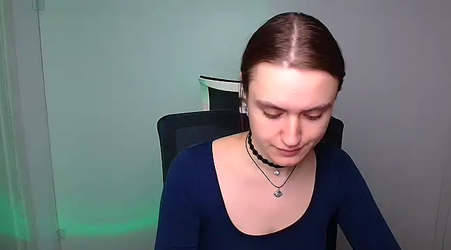 Snapshot of Gabriellagirl chatting on 03/18/25, 08:16 Gabriellagirl online show from 03/18/25, 08:16