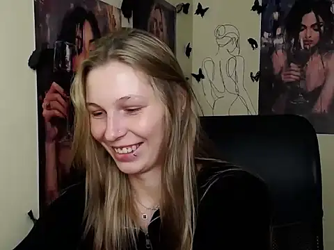 StrangerGi online show from 04/23/26, 11:27