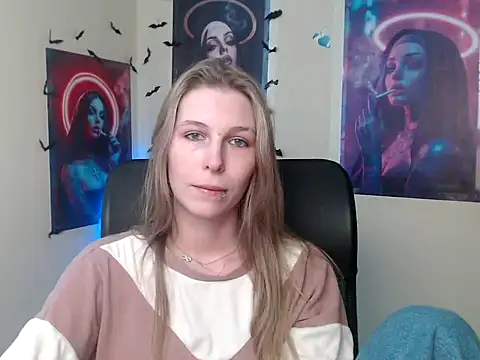 StrangerGi online show from 05/11/26, 04:04