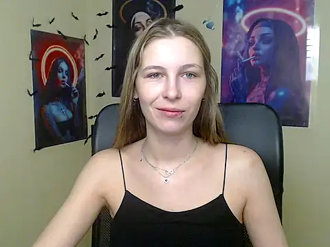 StrangerGi online show from 05/28/26, 06:21