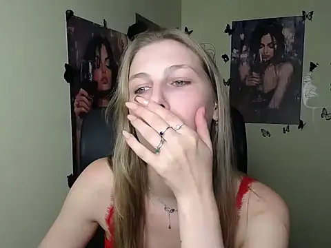 StrangerGi online show from 06/11/26, 12:32