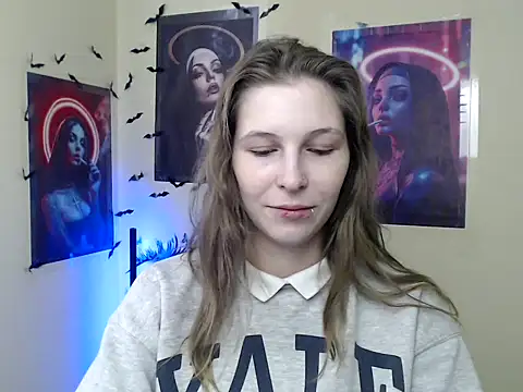 StrangerGi online show from 02/11/26, 01:00