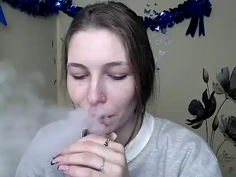 Snapshot of StrangerGi chatting on 02/15/25, 06:55 StrangerGi online show from 02/15/25, 06:55