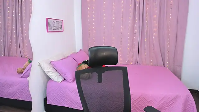 Abby Parker1 online show from 12/01/25, 01:01