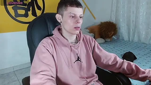 Matthew Boy  online show from 02/26/25, 04:52